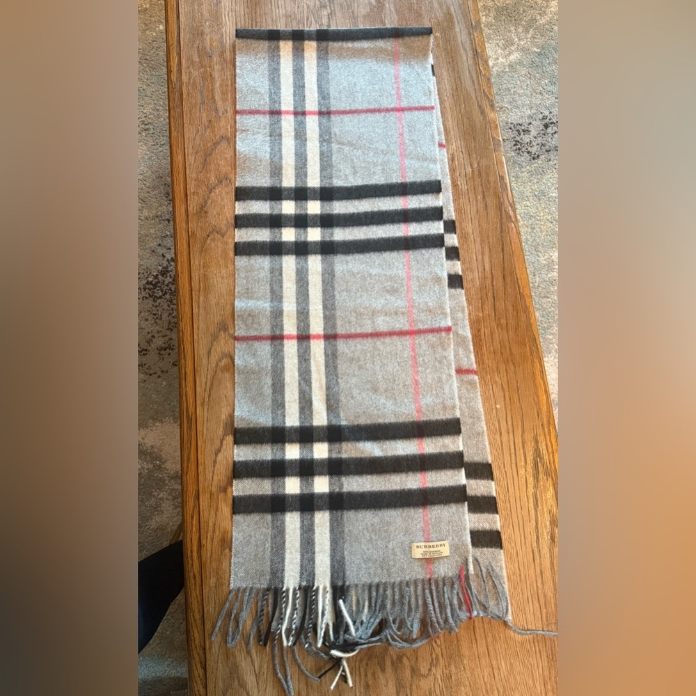 Grey check Burberry scarf